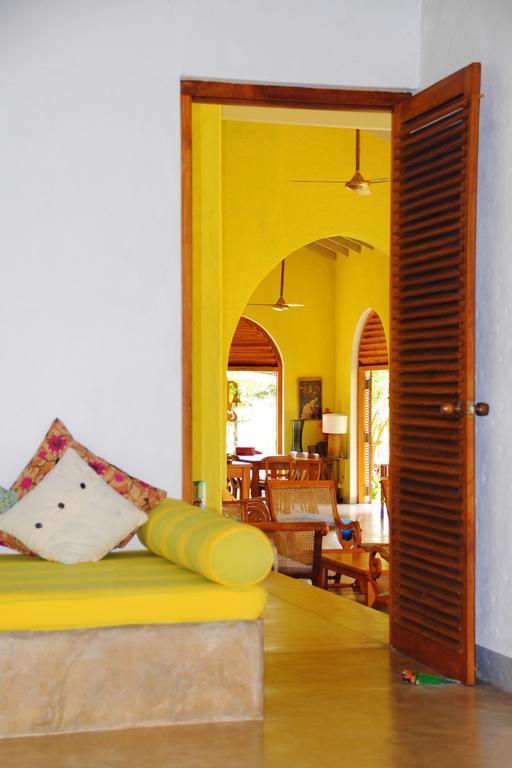 Khomba Beach House Alankuda Exterior foto